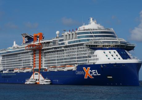 Celebrity Xcel Makes Inaugural Call to Grand Cayman:  Marking New Era of Partnership with Plaque &amp; Key Ceremony 
